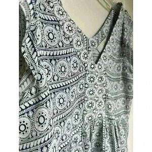 Ann Taylor LOFT Petite Small Flutter Peplum Top Cap Sleeves Size Nice!